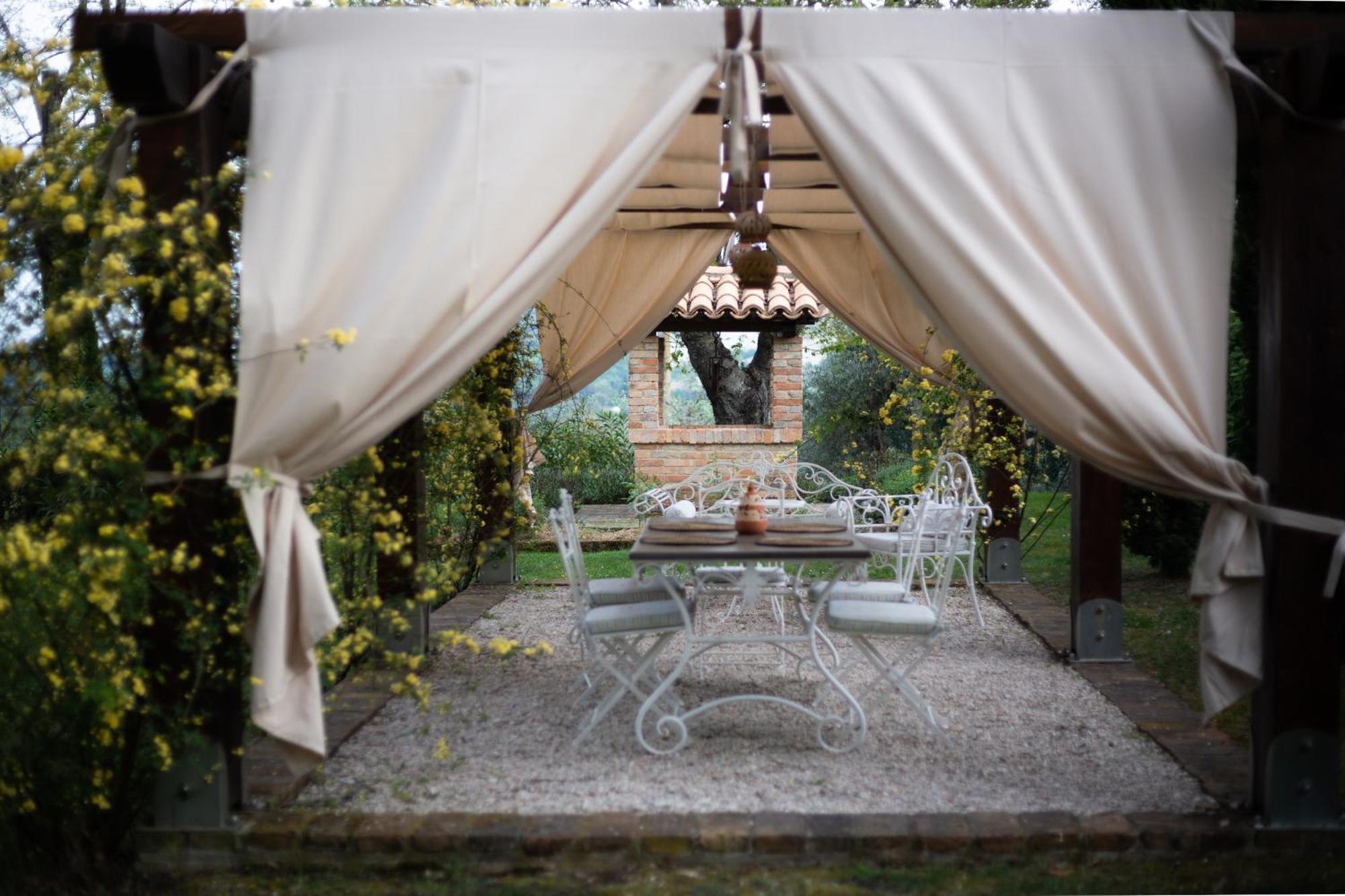 Ca' Le Cerque, Villa Surrounded By The Marche Nature Fossombrone Ngoại thất bức ảnh
